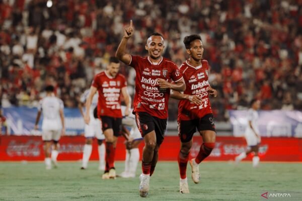 Berita Terbaru: Bali United Perpanjang Kontrak Rahmat dan Fitrul Berita Terbaru: Bali United Perpanjang Kontrak Rahmat dan Fitrul