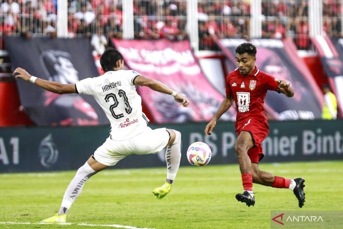 Berita Terbaru: Hansamu Yama Perpanjang Kontrak Bersama Persija Jakarta