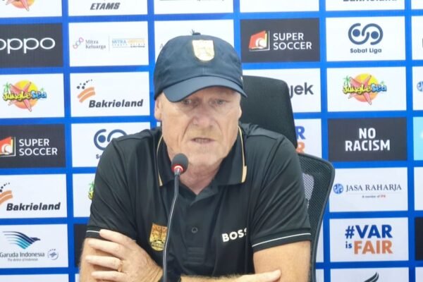 Pelatih Persis Mengakui Kinerja Tim yang Buruk Saat Melawan Bhayangkara Pelatih Persis Mengakui Kinerja Tim yang Buruk Saat Melawan Bhayangkara