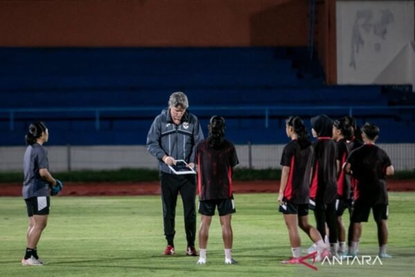Timnas Putri U-16 Raih Tonggak Sejarah, Ungkap Timo Scheunemann