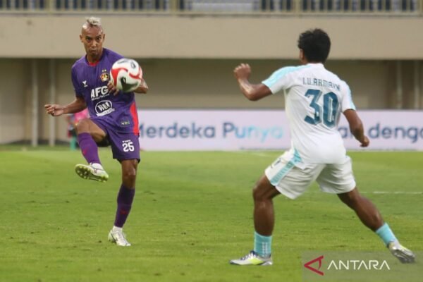 Persik Meraih Kemenangan Perdana di Super League dengan Mengalahkan PSBS 2-1